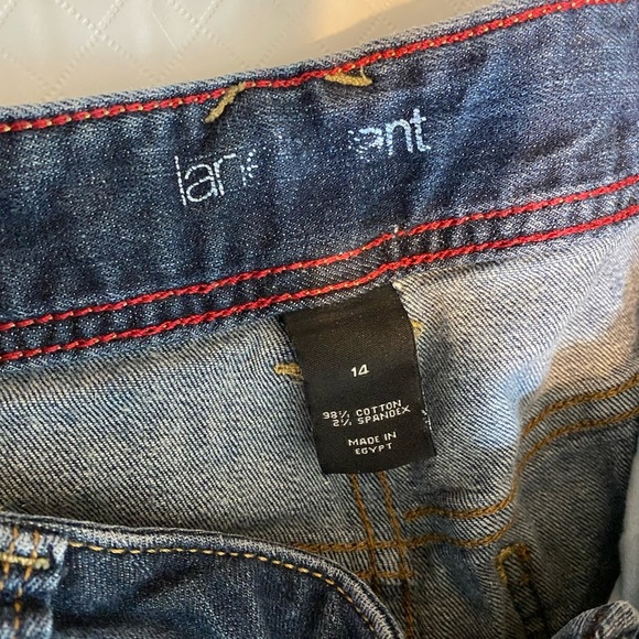 Lane Bryant Blue Relaxed Jeans with Wide-Leg Cut and Distressed capri crop - Picture 6 of 8